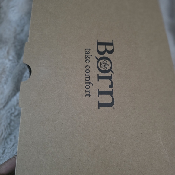 Born Women's Maris Dark Brown Suede Leather Loafers. NWT Size 9.5 - Picture 10 of 10